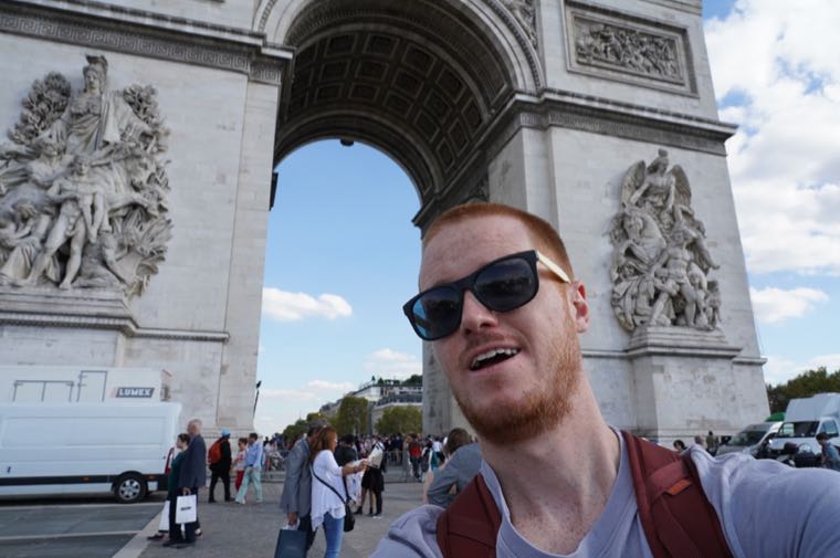 Arc de Triomphe Selfie